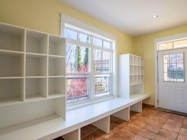 For Lease 125 FAIRWAY Court Unit# 125, Blue Mountains, Ontario