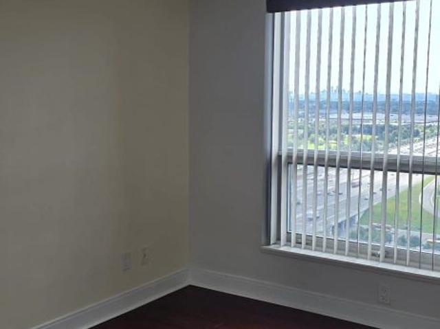 For Lease 125 Village Green Square Unit# 2807, Toronto, Ontario