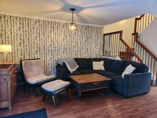 For Lease 127 Alfred Street Unit# 95, Blue Mountains, Ontario