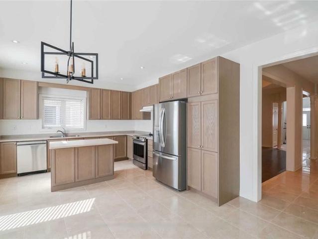 For Lease 1280 Shortreed Terrace, Newmarket, Ontario