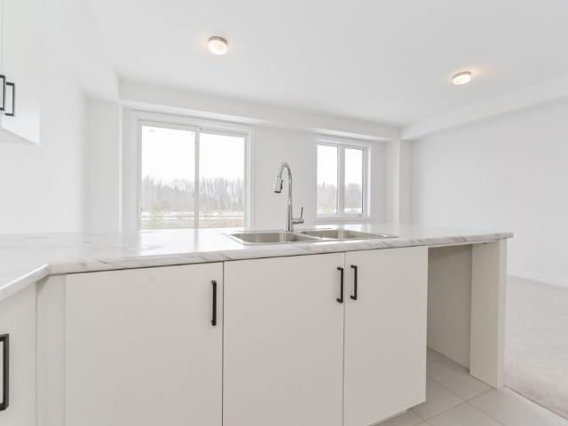 For Lease 128 EDMINSTON Drive, Centre Wellington, Ontario