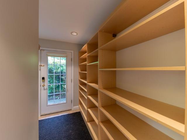For Lease 1290 Braeside Drive, Oakville, Ontario