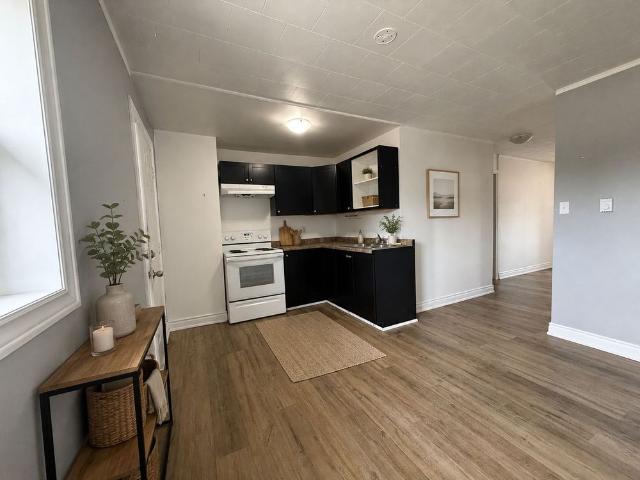For Lease 129 Main Street Unit# 6, Kawartha Lakes, Ontario