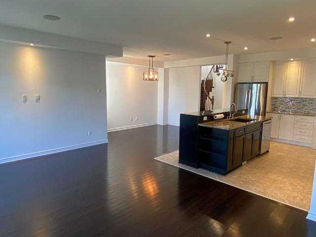 For Lease 1201 ALSON MILLS Way, Kanata, Ontario
