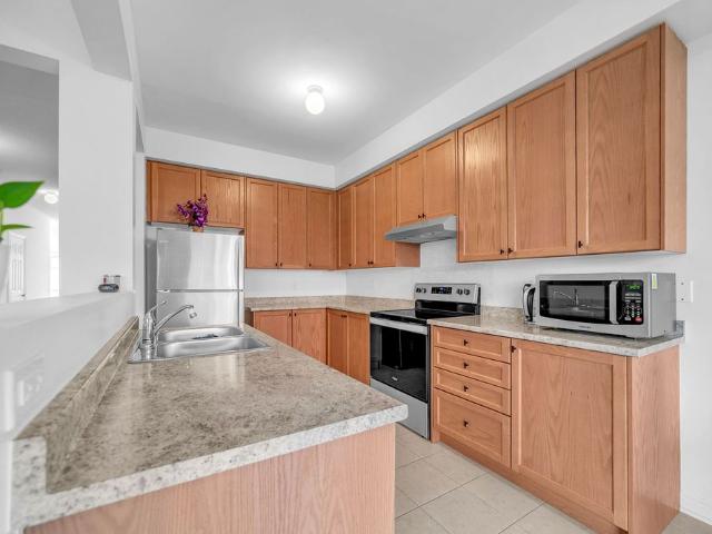 For Lease 1208 Jim Brewster Circle, Oshawa, Ontario