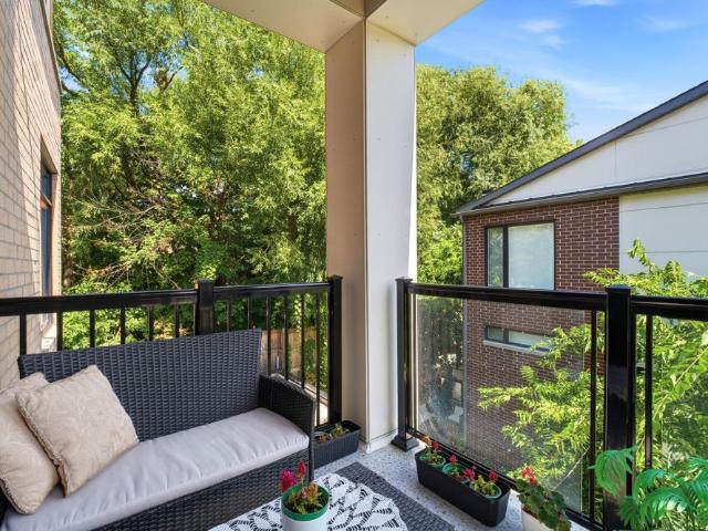 For Lease 120 Canon Jackson Drive Unit# 309, Toronto, Ontario