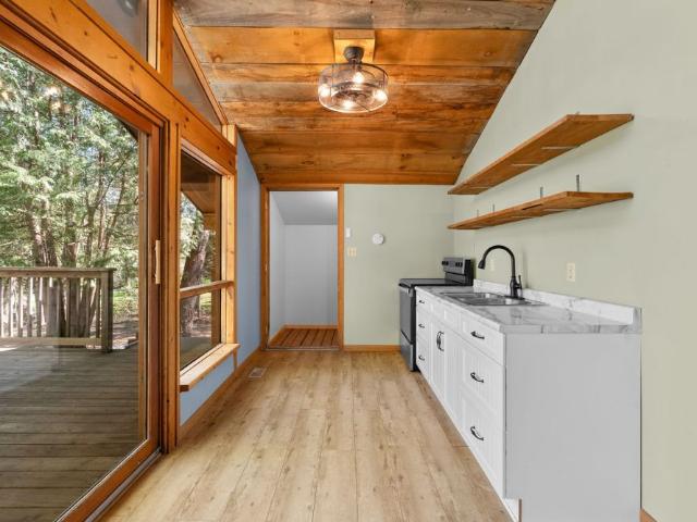For Lease 1213 Sherwood Forest Road, Bracebridge, Ontario