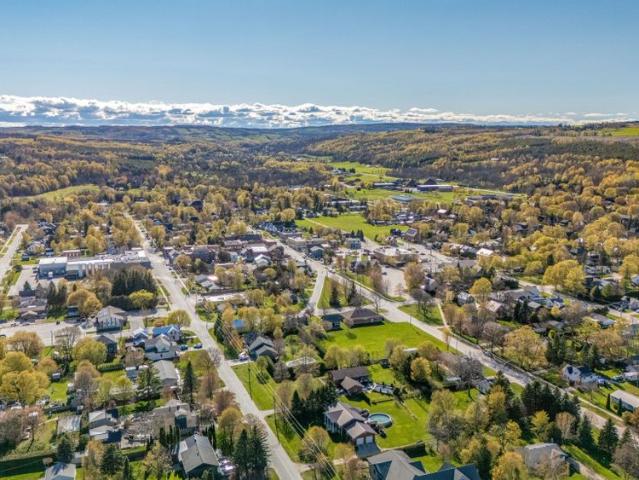 For Lease 121 Mary Street Unit# 418, Clearview, Ontario
