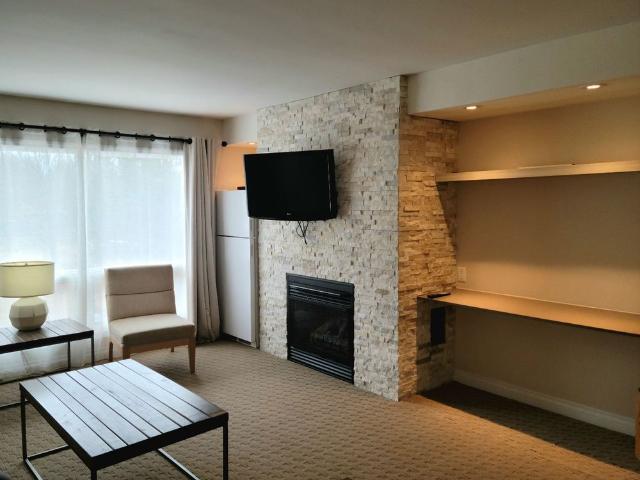 For Lease 1235 Deerhurst Drive Unit# 55 301, Huntsville, Ontario
