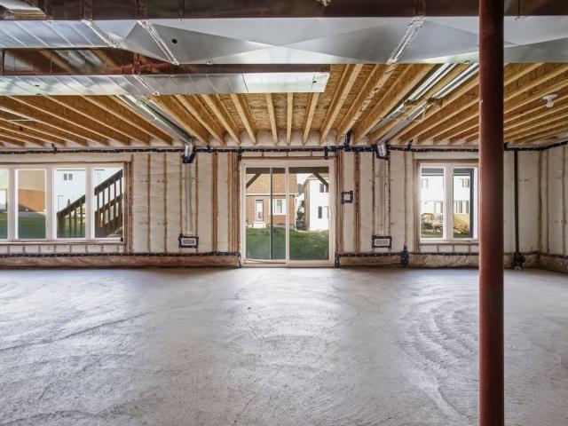 For Lease 123 REA Drive, Centre Wellington, Ontario