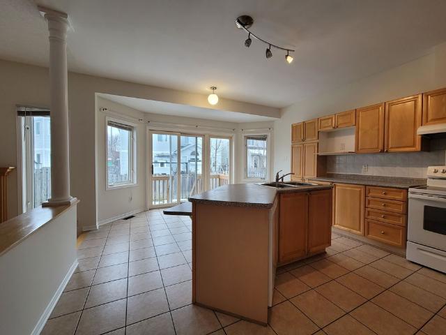 For Lease 12 STATEN Way, Carlington Central Park, Ontario