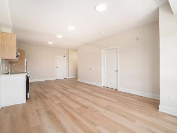 For Lease 12B Thomas Street Unit# 111, Arnprior, Ontario