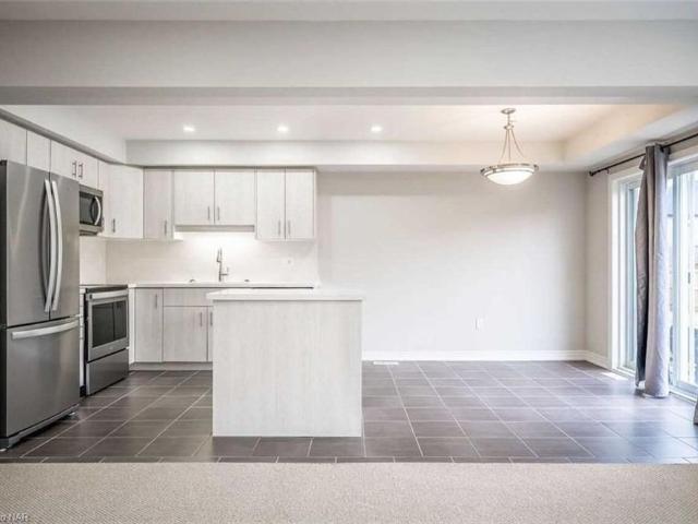 For Lease 135 Acacia Avenue, Pelham, Ontario