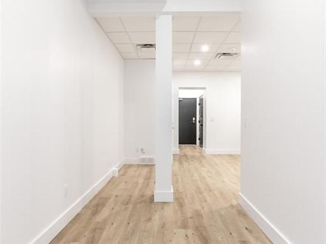 For Lease 138 King Street Unit# 202, Chatham, Ontario