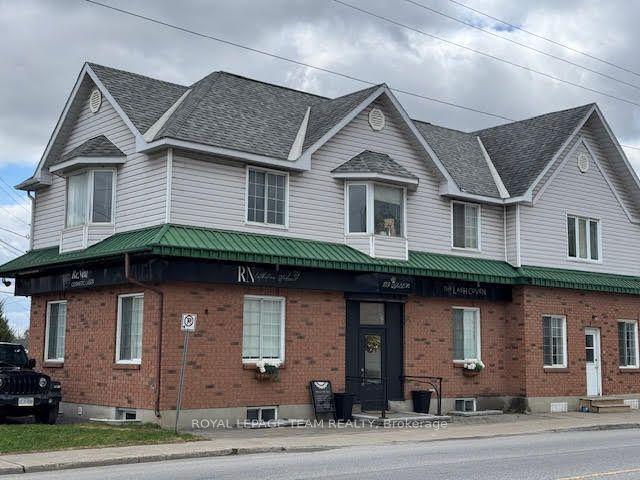 For Lease 139 Queen Street, Mississippi Mills, Ontario