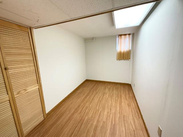 For Lease 130 Yorkview Drive, Toronto, Ontario