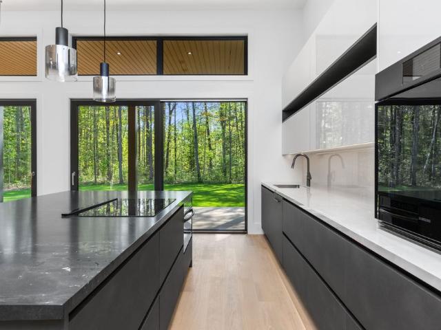 For Lease 1318 Tiny Beaches Rd S Road, Tiny, Ontario