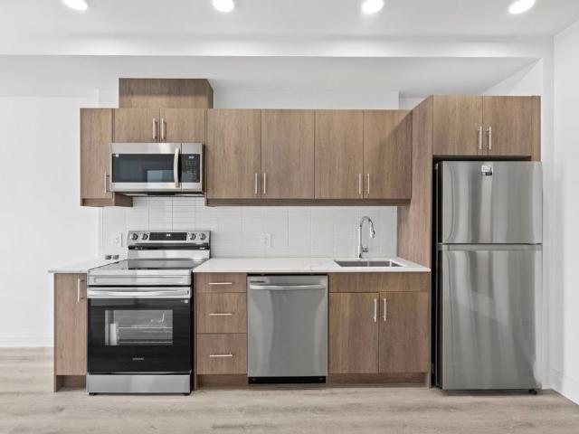 For Lease 1333 Weber Street Unit# 210, Kitchener, Ontario