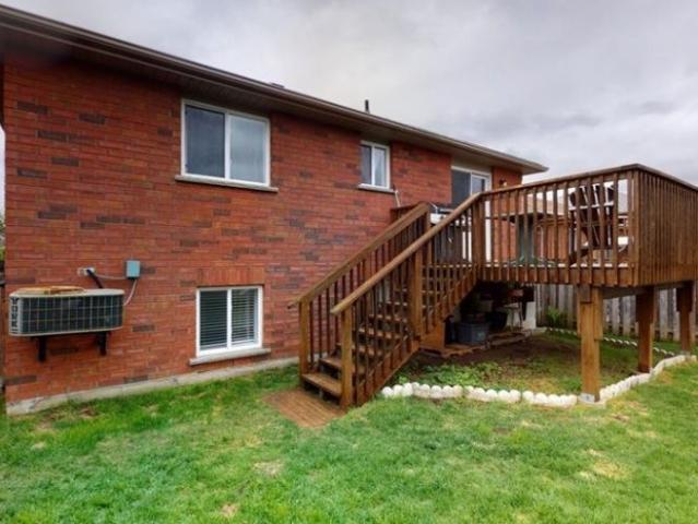 For Lease 133 Monique Crescent Unit# lower level, Barrie, Ontario