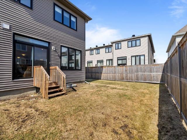 For Lease 133 Angelonia Crescent, Blossom Park Airport and Area, Ontario