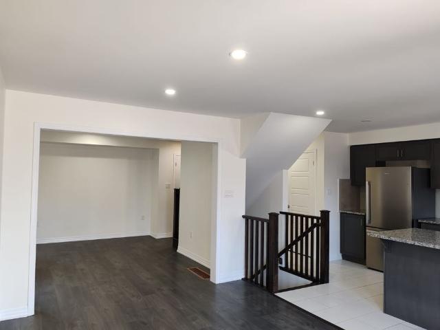 For Lease 133 Toucan Trail, Oakville, Ontario