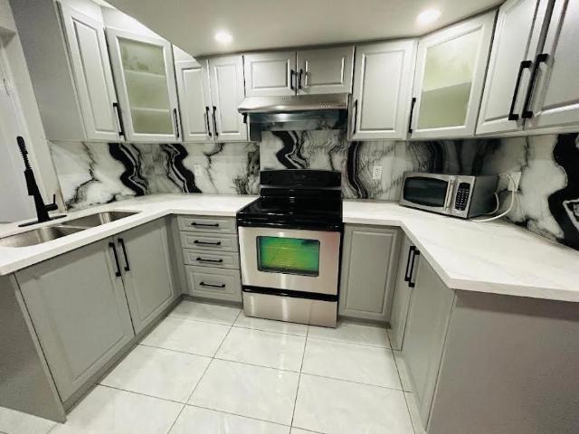 For Lease 13 Black Diamond Crescent Unit# Bsmt, Brampton, Ontario