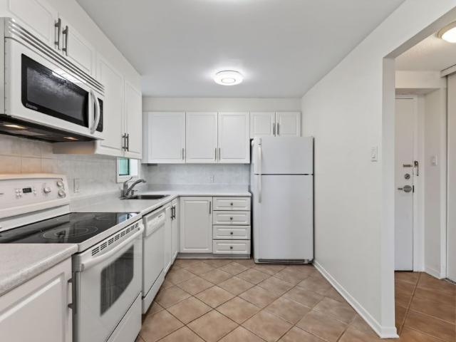 For Lease 1440 Heron Road Unit# 701, Hunt Club South Keys and Area, Ontario