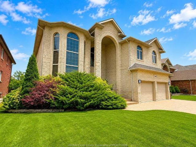 For Lease 1441 STONEYBROOK Crescent Unit# UPPER, Windsor, Ontario