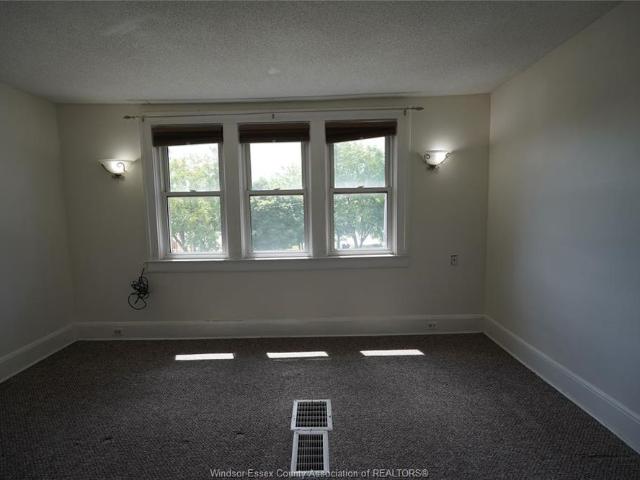 For Lease 1450 BRUCE Avenue, Windsor, Ontario