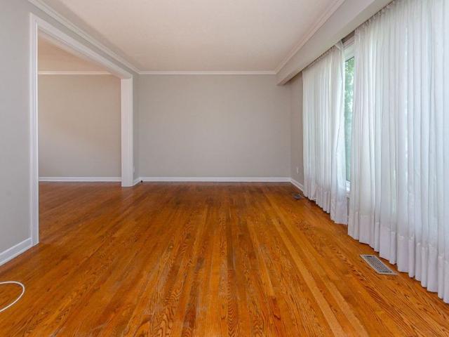 For Lease 1476 Claymor Avenue, Mooneys Bay Carleton Heights and Area, Ontario