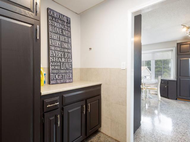 For Lease 14011 Trafalgar Road Unit# Upper, Halton Hills, Ontario