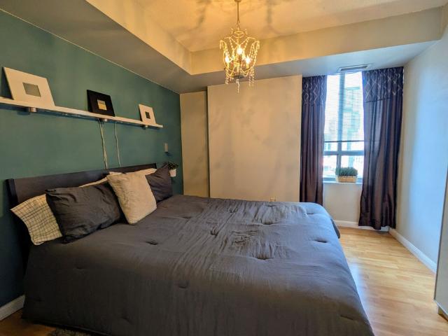 For Lease 140 Simcoe Street Unit# PH1620, Toronto, Ontario
