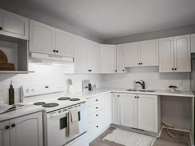 For Lease 141 Oakfield Crescent, Barrhaven, Ontario
