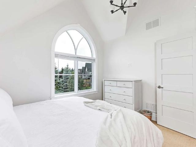 For Lease 141 Snowbridge Way, Blue Mountains, Ontario