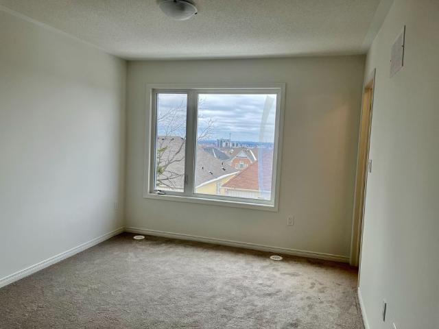 For Lease 1420 Coral Springs Path, Oshawa, Ontario