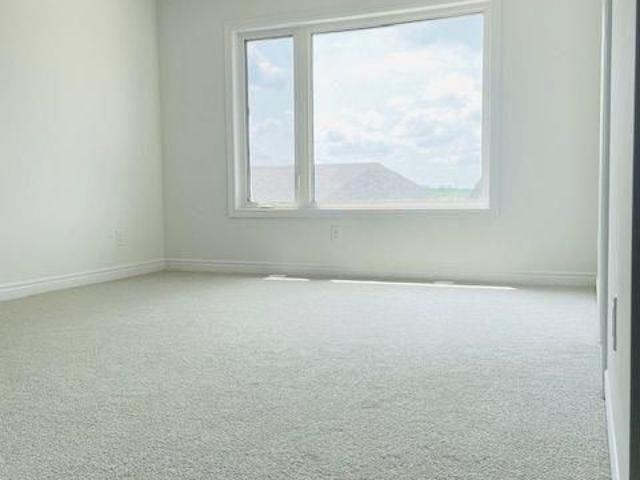 For Lease 142 Lageer Drive, Whitchurch Stouffville, Ontario