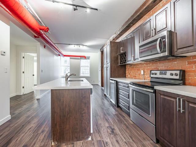 For Lease 14 Cross Street Unit# 8, Hamilton, Ontario