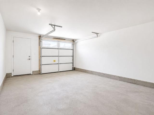 For Lease 14 Bateson Street, Ajax, Ontario