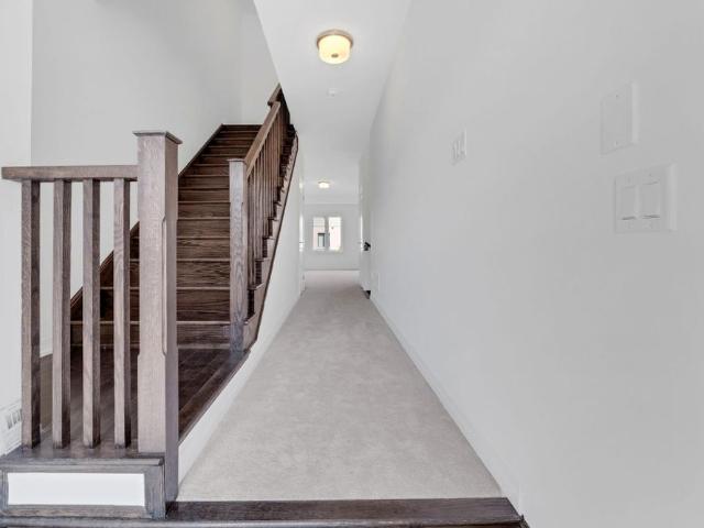 For Lease 14 Dennis Avenue, Brantford, Ontario