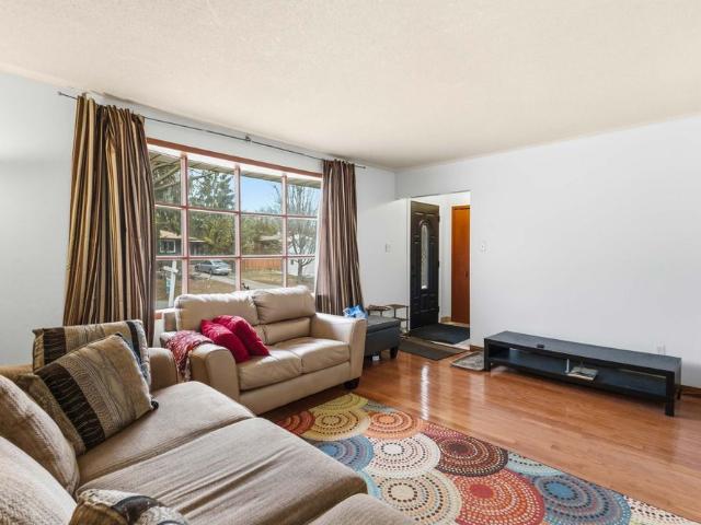 For Lease 156 Paperbirch Crescent, London North, Ontario