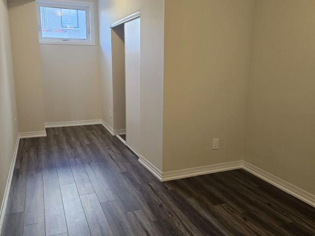For Lease 1589 Rose Way Unit# 121, Milton, Ontario