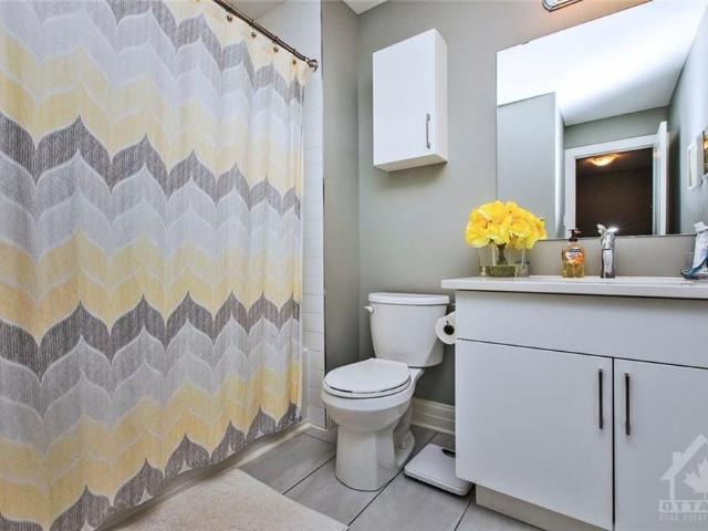 For Lease 159 WOODHURST Crescent, Stittsville Munster Richmond, Ontario