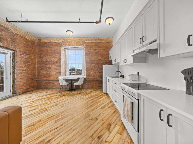 For Lease 150 Mill Street Unit# 207, Carleton Place, Ontario