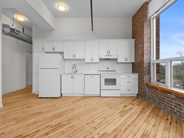 For Lease 150 Mill Street Unit# 313, Carleton Place, Ontario