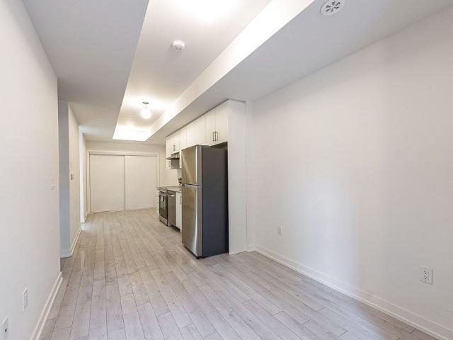 For Lease 15100 Yonge Street Unit# 102, Aurora, Ontario