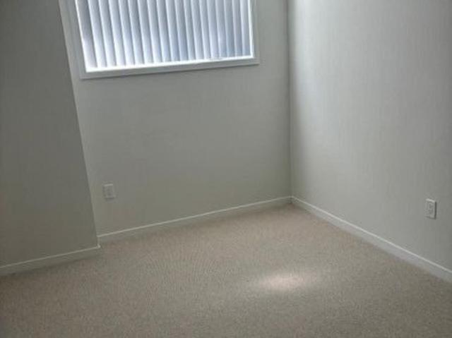 For Lease 151 Honeycrisp Crescent Unit# TH177, Vaughan, Ontario