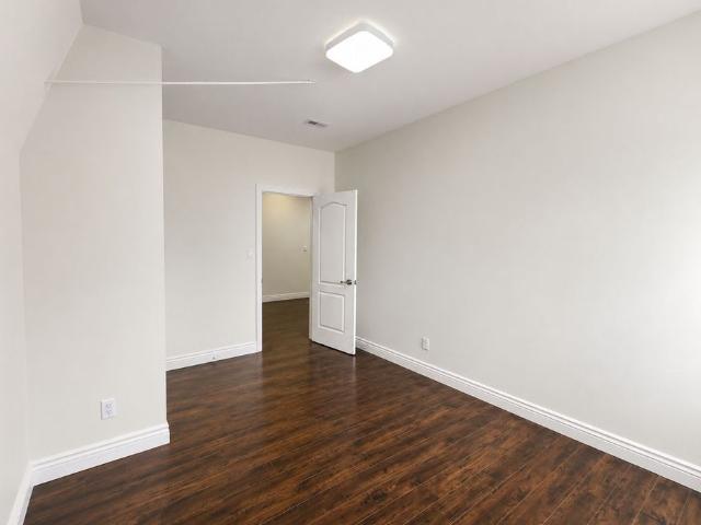 For Lease 15 Barrie Street Unit# Upper 1, Bradford West Gwillimbury, Ontario