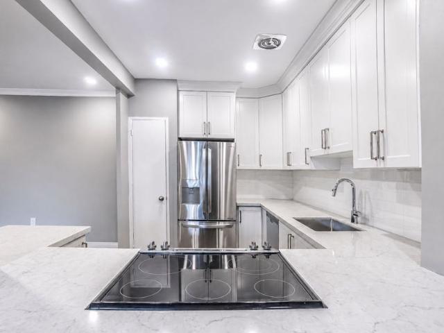 For Lease 15 Elizabeth Street Unit# 203, Mississauga, Ontario