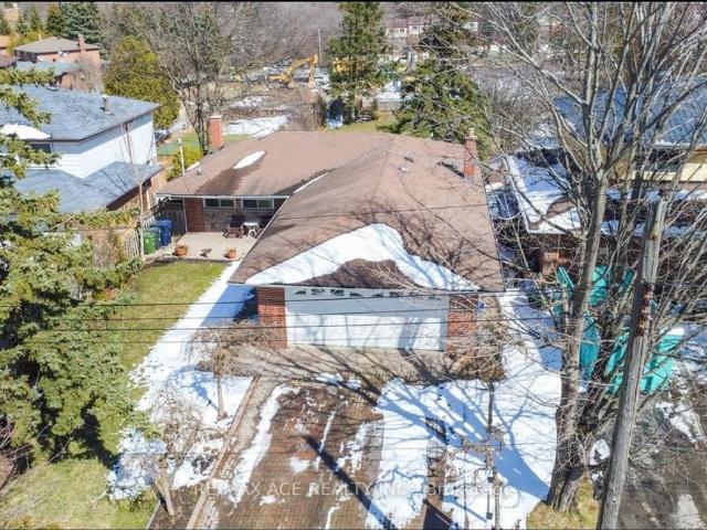 For Lease 15 Strandhill Road Unit# Main, Toronto, Ontario