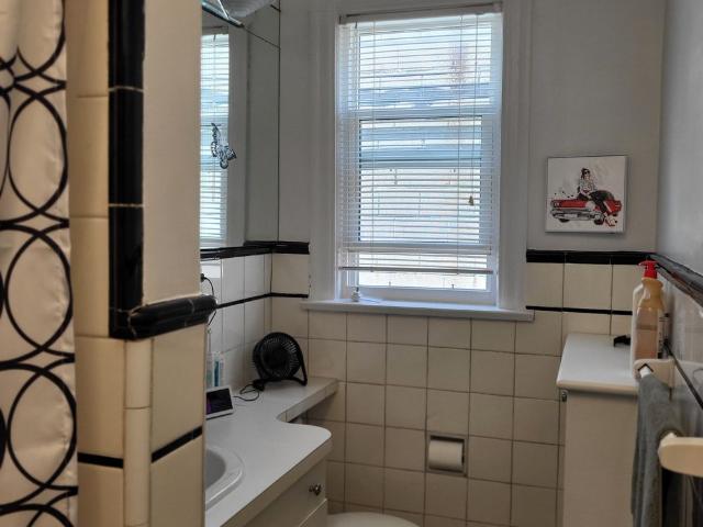 For Lease 1651 Bayview Avenue Unit# 2, Toronto, Ontario